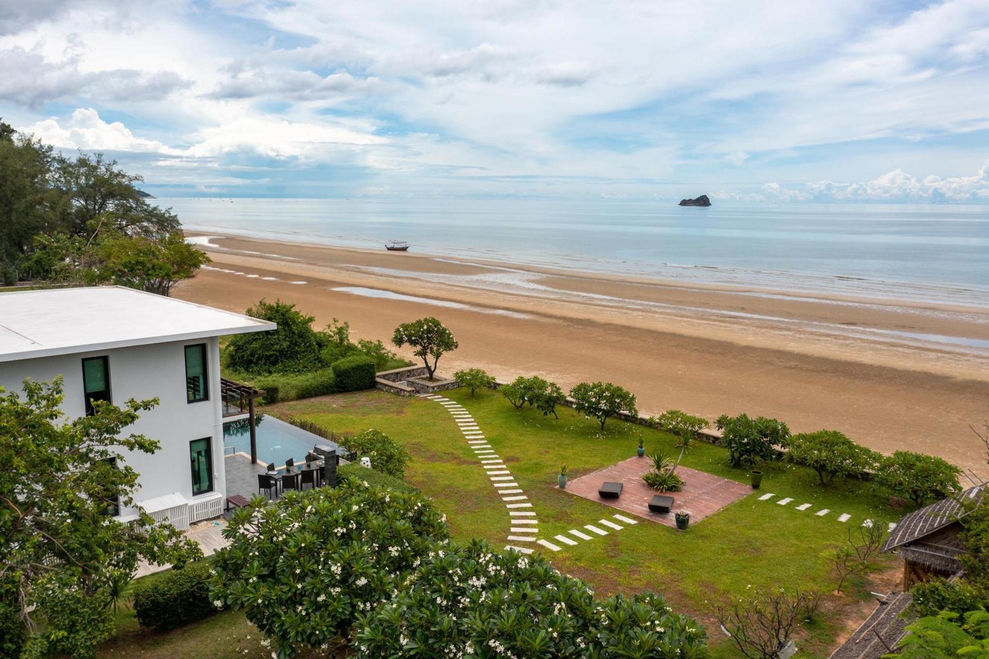 Beachfront Modern 4 Bedroom Pool Villa - Rv HHQ Eksteriør billede