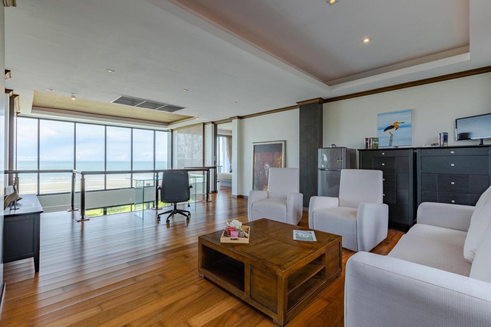 Beachfront Modern 4 Bedroom Pool Villa - Rv HHQ Eksteriør billede