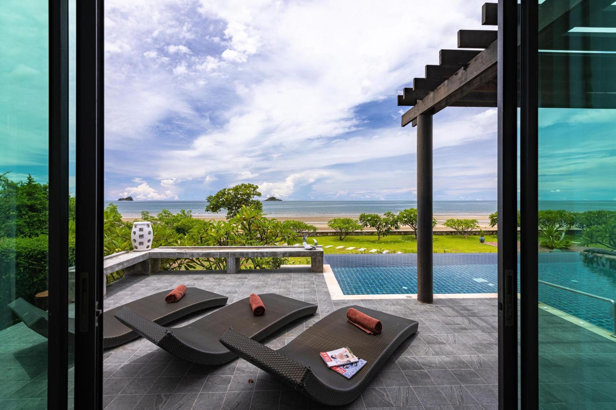 Beachfront Modern 4 Bedroom Pool Villa - Rv HHQ Eksteriør billede